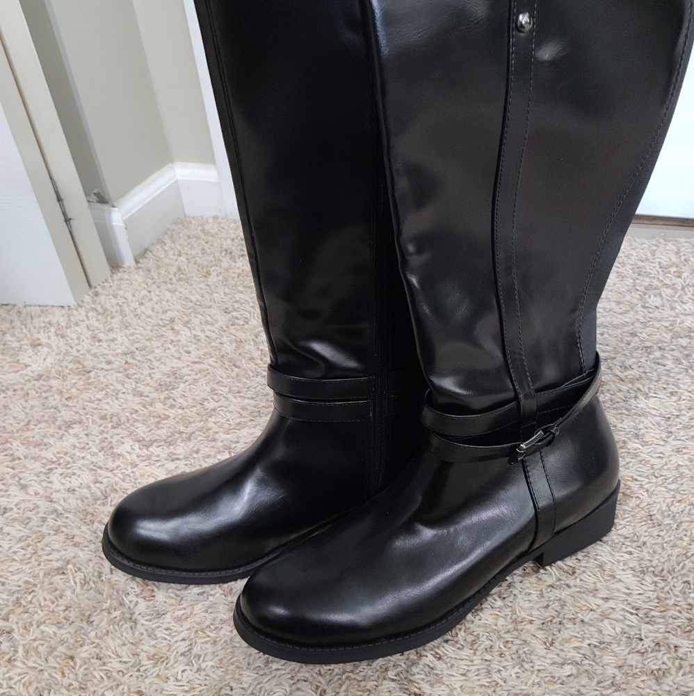 Black knee high boots women's 13 with small heel